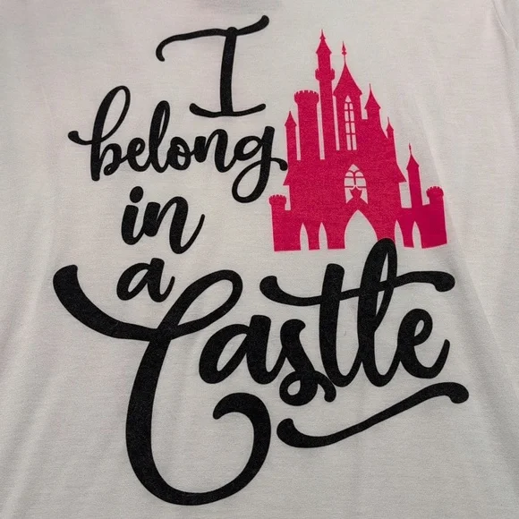 Disney women's tee "I belong in a Castle" Princess Fitted graphic Tee XL 14/16 - Picture 4 of 10